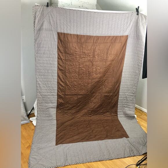 Vintage Embroidered Animal Quilt - Picture 7 of 12